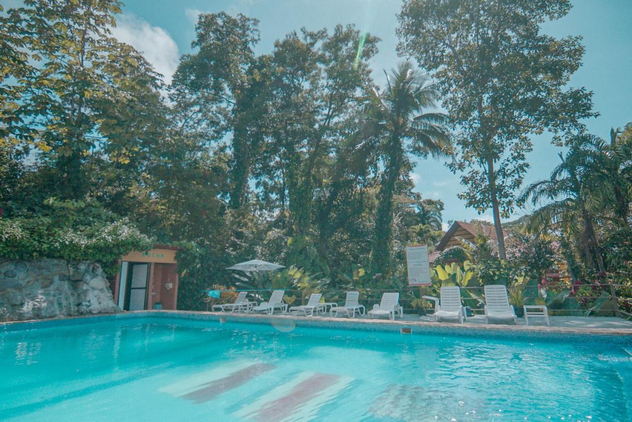 Hotel Tres Banderas Мануель-Антоніо Екстер'єр фото